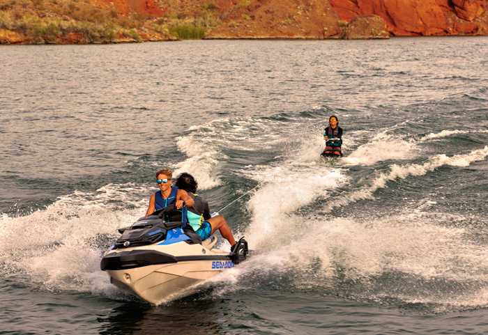 Sea-Doo Wake PRO 230