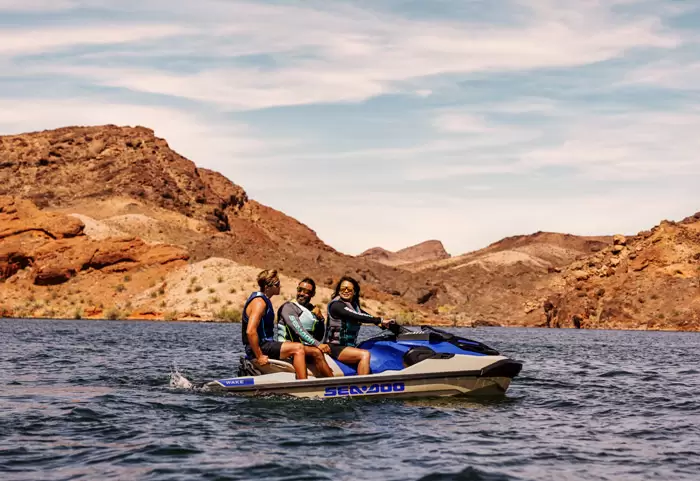 Sea-Doo Wake PRO 230